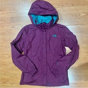The North Face Hyvent Hooded Jacket - Medium